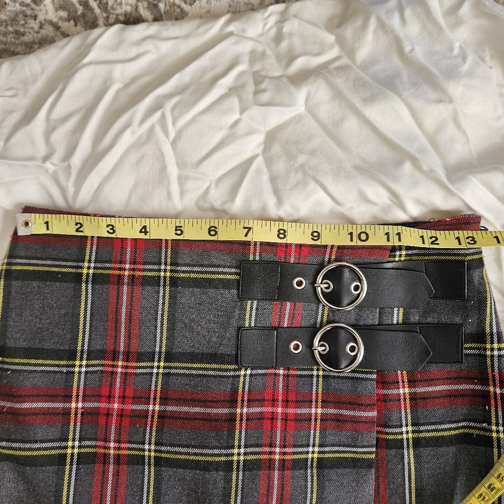 Gray Plaid Mini Skirt - Picture 7 of 8